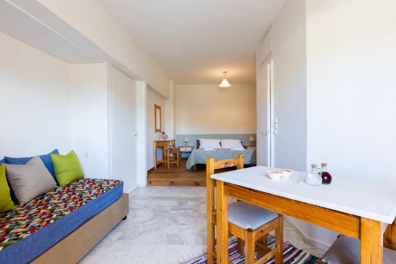 Chrysa House Apartments Agia Pelagia Eksteriør bilde
